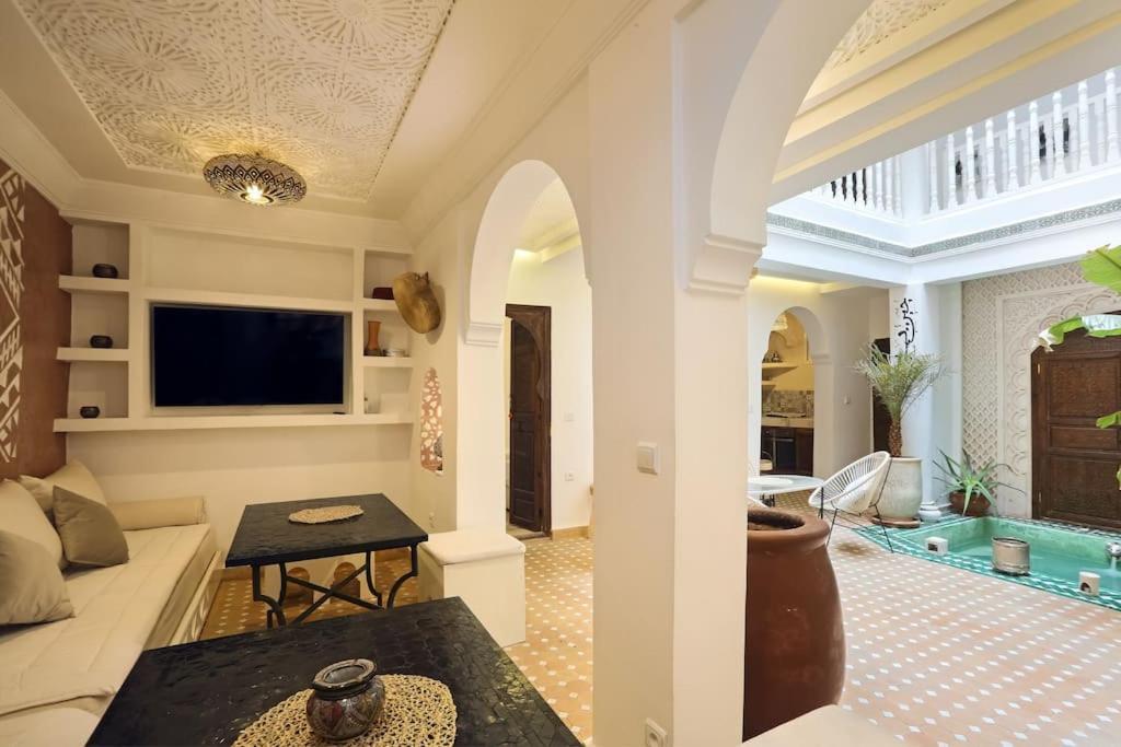 Riad El Khir En Centre Ville Rooftop Et Bassin Marrakesh Exterior foto